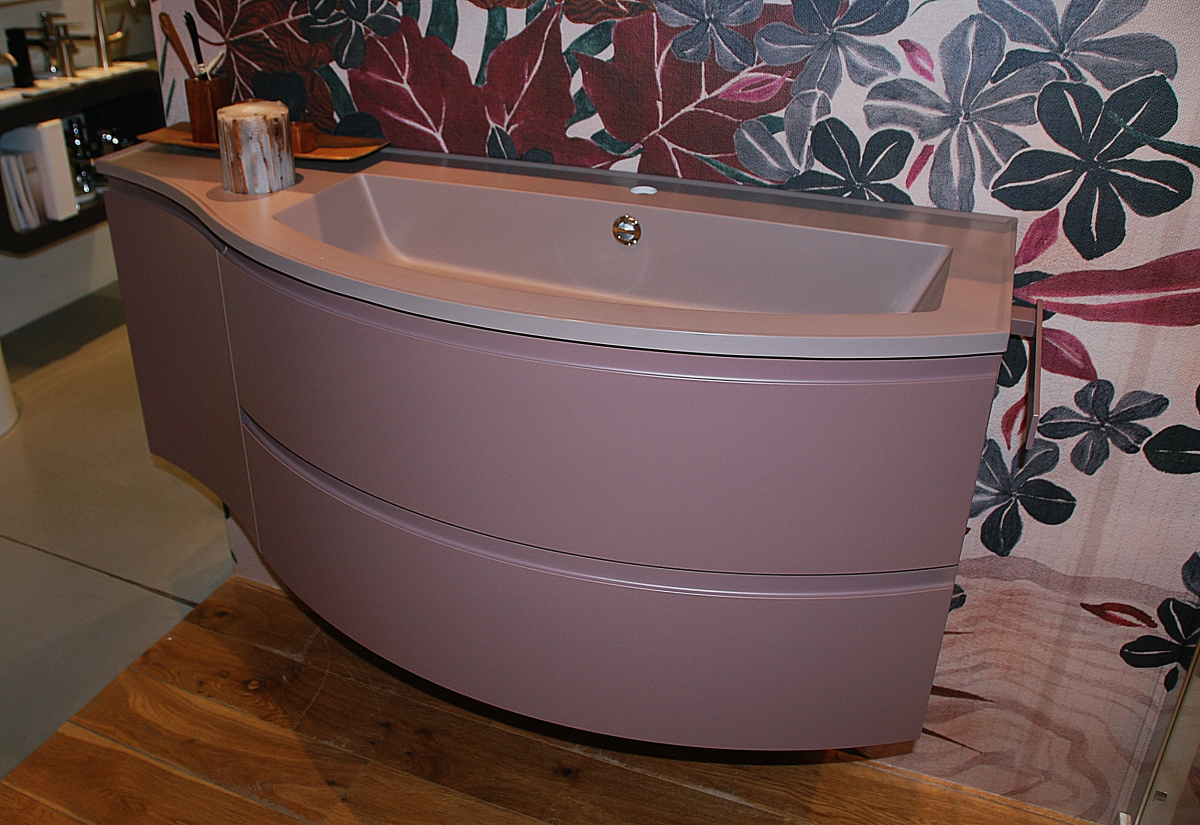 FORM J - IDEA GROUP: Arredo bagno moderno e colorato